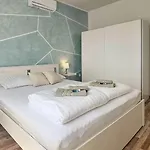 Joy - A Relaxing Getaway * Babici